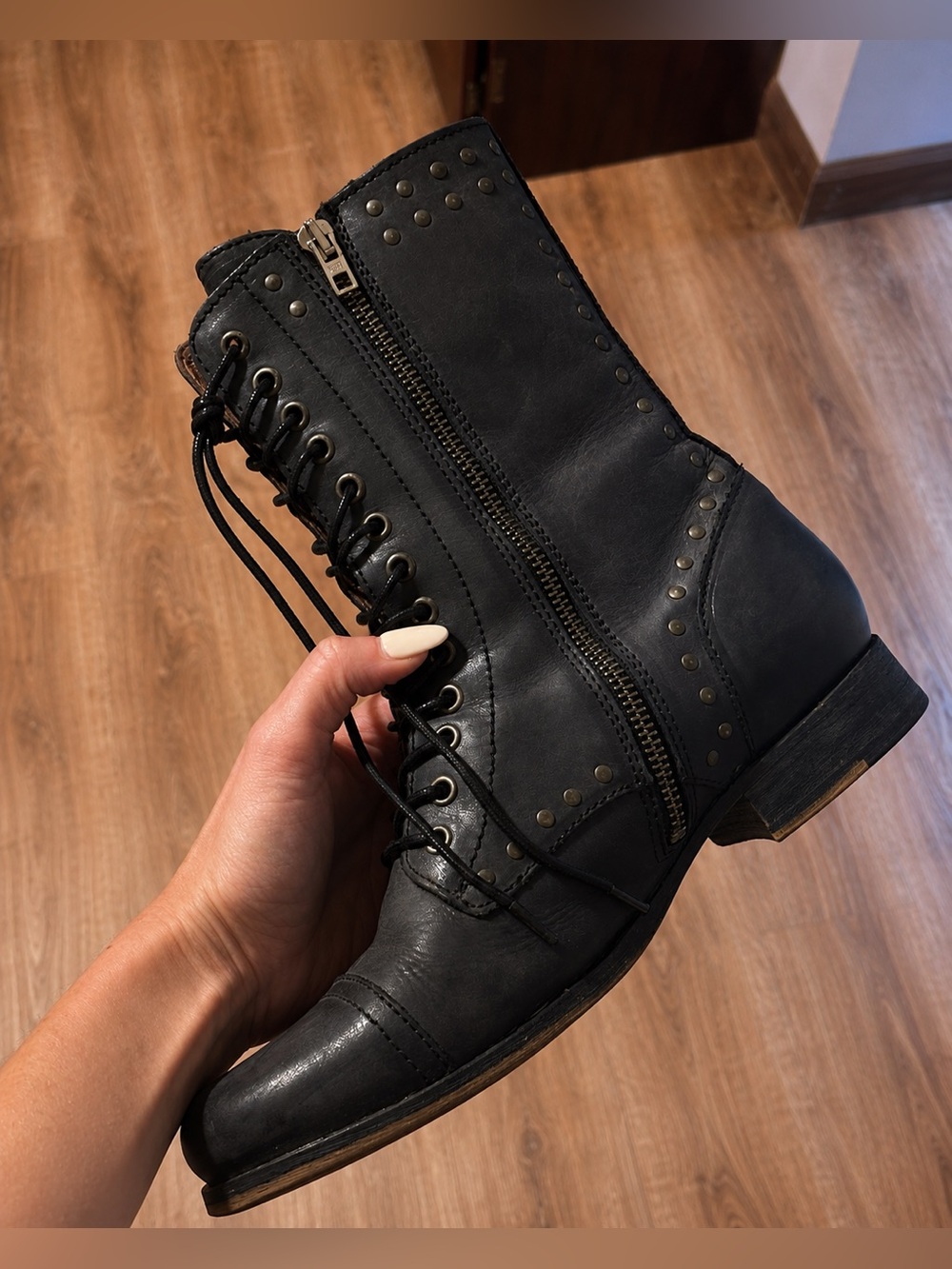 Diesel Black Leather Studded Combat Moto Boots EU 39 US 8.5 - Picture 10 of 15